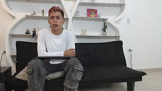 VERY HOT GUYS online show from 11/27/25, 12:22