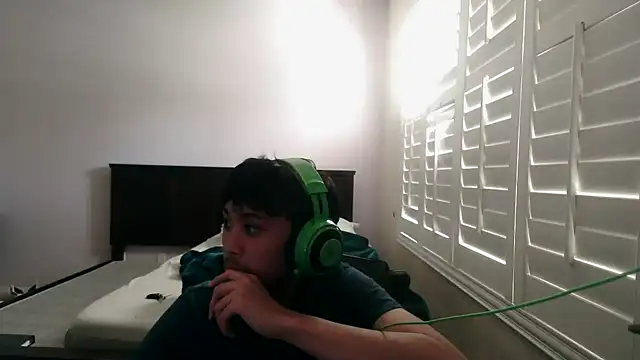 youngasianboy2007 online show from 03/11/26, 09:09