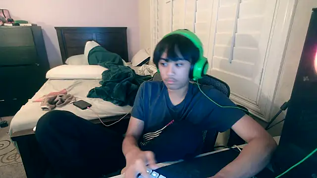 youngasianboy2007 online show from 10/22/25, 02:11