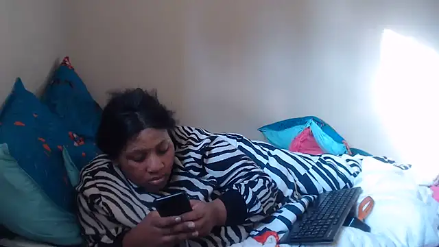 Snapshot of PIXIEBITCHXXX26 chatting on 06/29/26, 02:17 PIXIEBITCHXXX26 online show from 06/29/26, 02:17