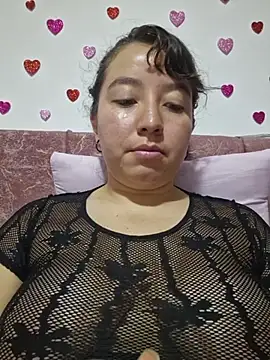 annyaparis online show from 02/13/26, 01:16