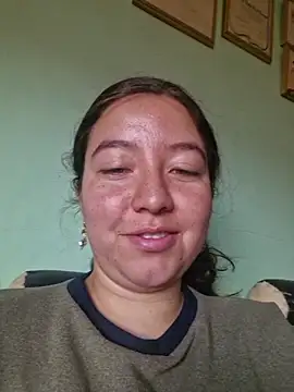 annyaparis online show from 11/29/25, 05:02