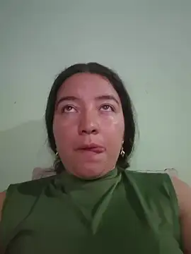 annyaparis online show from 11/28/25, 02:56