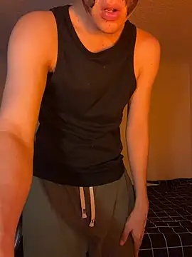 LiamMyst online show from 11/21/25, 11:15