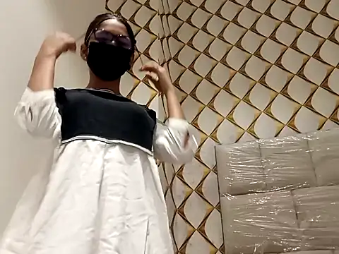 dubyzubygirl online show from 10/05/25, 09:55