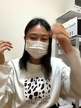 mia2 jp online show from 11/25/25, 09:09