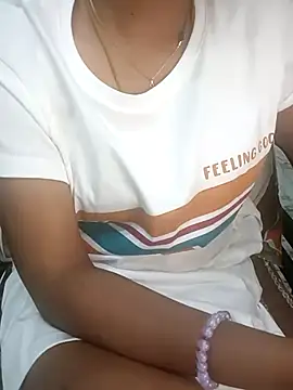 Snapshot of tamil_thaara03 chatting on 12/22/25, 06:08 tamil thaara03 online show from 12/22/25, 06:08