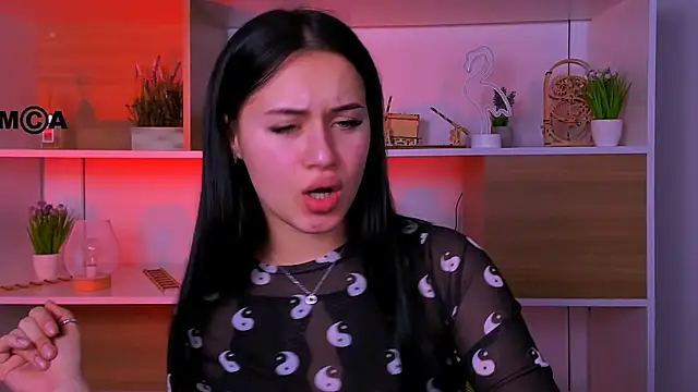 vivy star1 online show from 10/26/25, 08:20