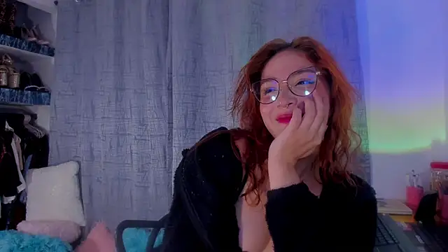 AmaruBloom online show from 10/15/25, 05:17