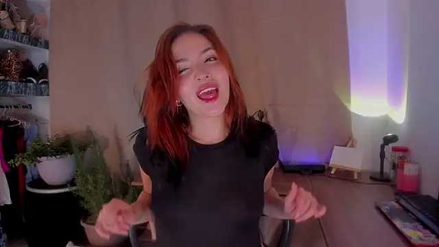 AmaruBloom online show from 11/26/25, 02:22