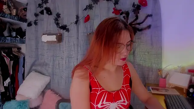 AmaruBloom online show from 10/25/25, 03:28