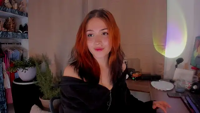 AmaruBloom online show from 12/03/25, 04:35