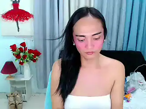 xAsianTOPModelx online show from 11/14/25, 11:14