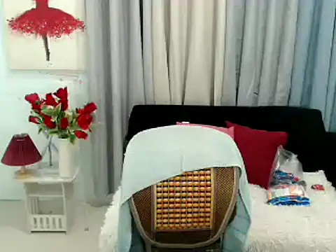 xAsianTOPModelx online show from 11/03/25, 10:30