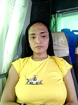 Snapshot of xAsianTOPModelx chatting on 10/01/25, 12:27 xAsianTOPModelx online show from 10/01/25, 12:27
