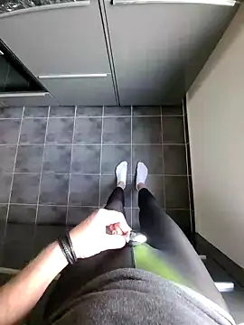 rezzzze online show from 11/08/25, 11:58