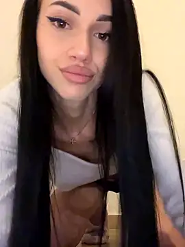 Snapshot of ilariea_girl chatting on 11/09/25, 09:41 ilariea girl online show from 11/09/25, 09:41