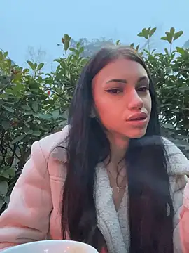 Snapshot of ilariea_girl chatting on 11/15/25, 06:06 ilariea girl online show from 11/15/25, 06:06