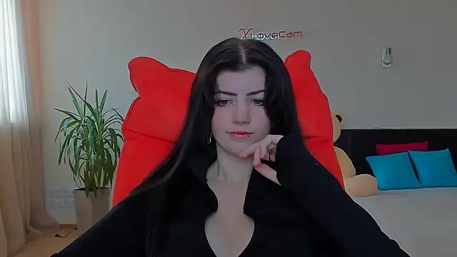 Snapshot of Miamoora chatting on 10/09/25, 10:49 Miamoora online show from 10/09/25, 10:49