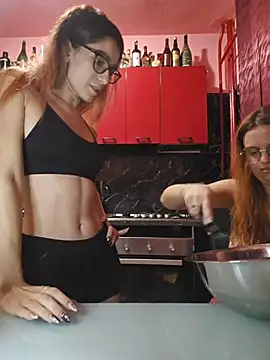 YuriXo online show from 11/30/25, 04:41