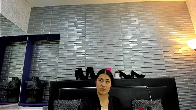ChloeMorelli online show from 10/15/25, 02:21