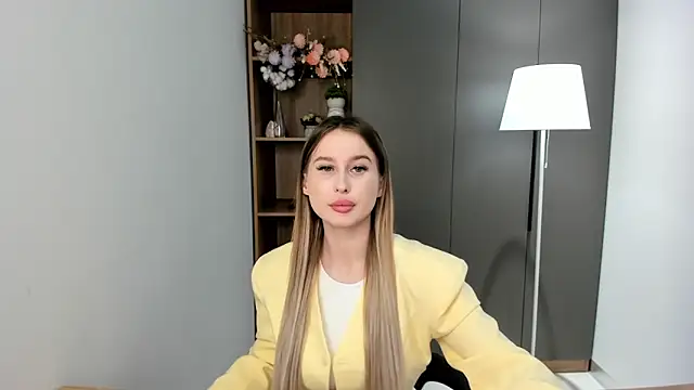 HattieCarranzo online show from 10/02/25, 03:10