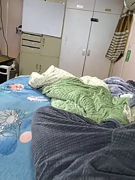 Snapshot of han515319 chatting on 02/26/26, 01:11 han515319 online show from 02/26/26, 01:11