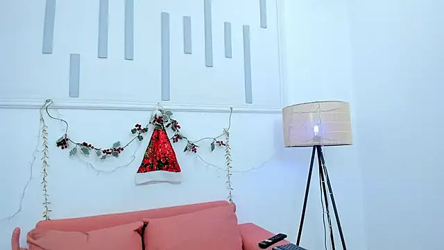 chloejhonson online show from 11/28/25, 12:05