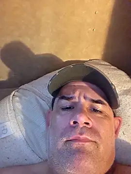 DeeBestEver online show from 04/12/26, 05:16