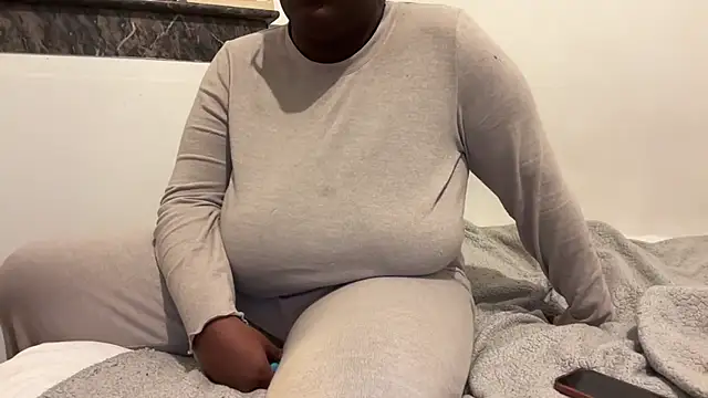 nanaisbackk online show from 10/29/25, 09:03