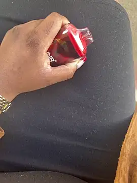 nanaisbackk online show from 02/25/26, 10:48