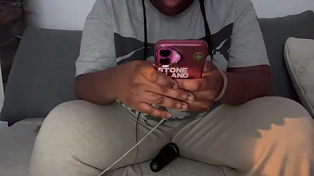 nanaisbackk online show from 01/13/26, 06:12