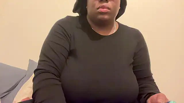 nanaisbackk online show from 02/12/26, 05:45