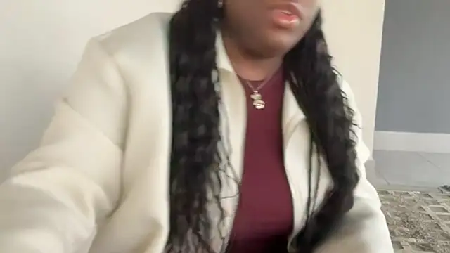 nanaisbackk online show from 12/20/25, 08:17