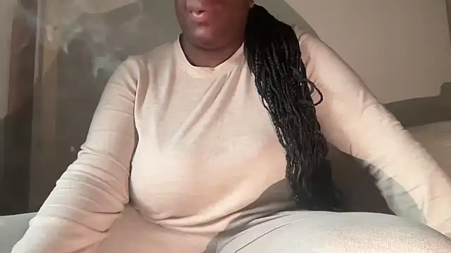 nanaisbackk online show from 10/10/25, 06:25