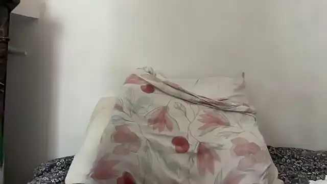 nanaisbackk online show from 11/12/25, 09:13