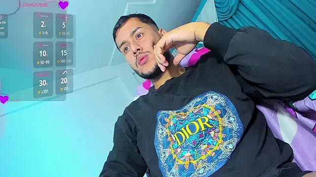 Hot Latino boy  online show from 10/17/25, 05:00