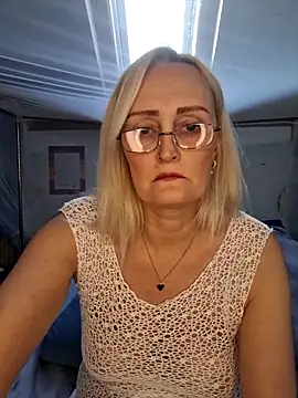 Jenny Blum online show from 12/01/25, 01:01