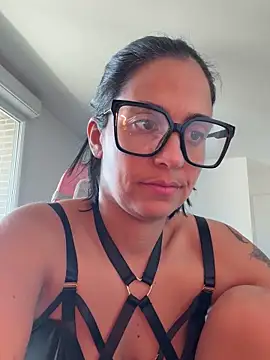 LaPetiteKim online show from 04/14/26, 11:59