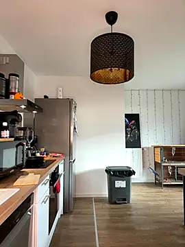 LaPetiteKim online show from 12/01/25, 08:59