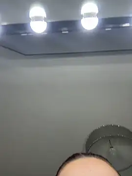 Snapshot of Victoria6989 chatting on 12/05/25, 02:37 Victoria6989 online show from 12/05/25, 02:37