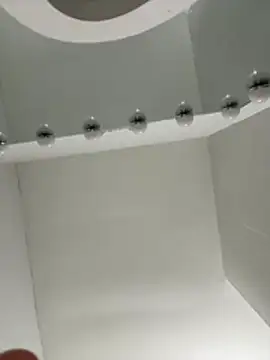 Snapshot of Victoria6989 chatting on 12/02/25, 11:01 Victoria6989 online show from 12/02/25, 11:01