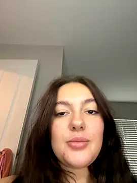 Snapshot of Victoria6989 chatting on 10/03/25, 12:28 Victoria6989 online show from 10/03/25, 12:28