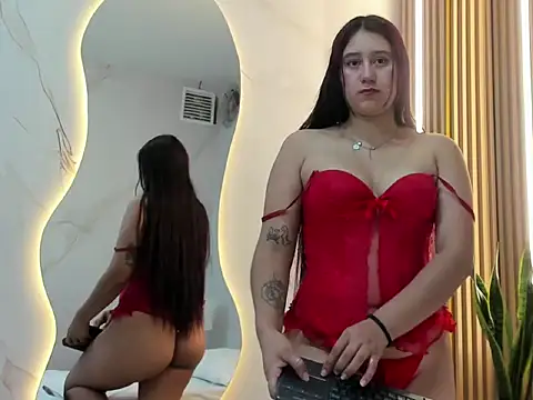 maddyslut  online show from 10/19/25, 11:02