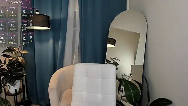 PollyMayer online show from 03/17/26, 08:45