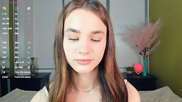 JinnyMcie online show from 04/03/26, 11:38