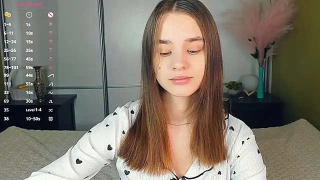 JinnyMcie online show from 04/07/26, 10:50