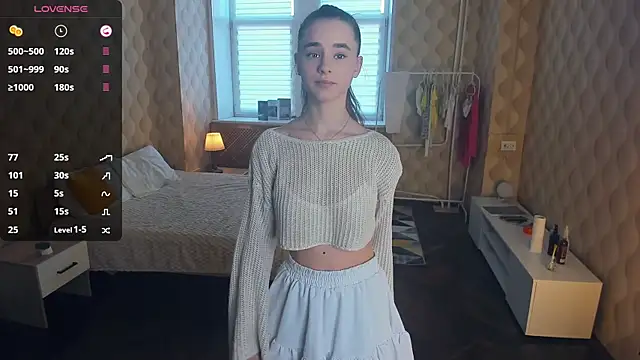 JinnyMcie online show from 11/16/25, 08:52