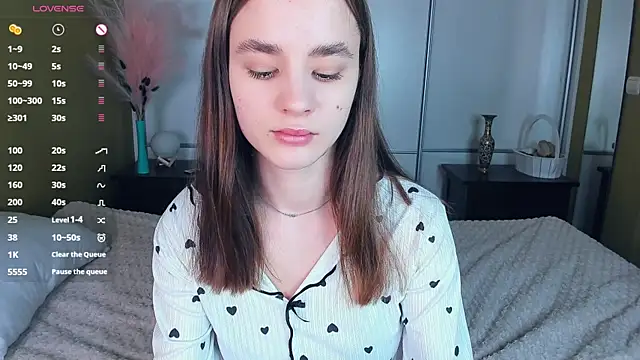 JinnyMcie online show from 03/22/26, 08:16