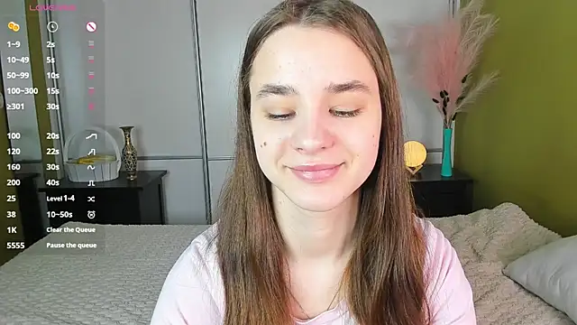 JinnyMcie online show from 03/31/26, 10:06